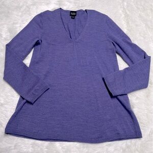 Eileen Fisher Lavender Marino wool v-neck sweater